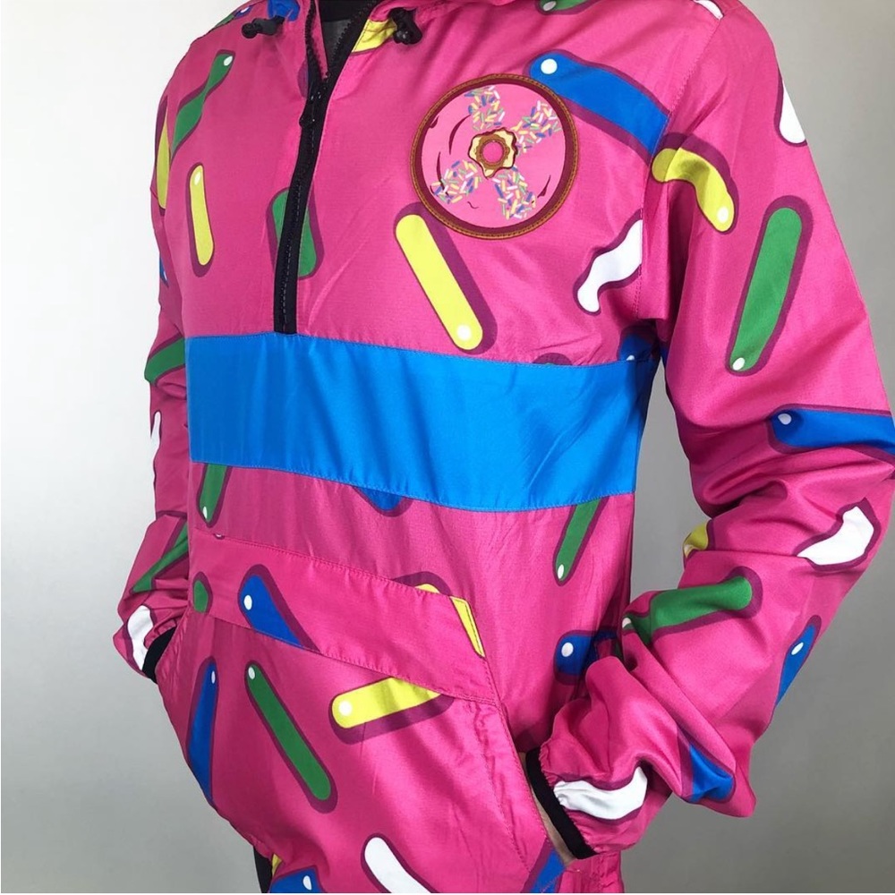 NWOT giant sprinkled out donut X anorak windbreaker